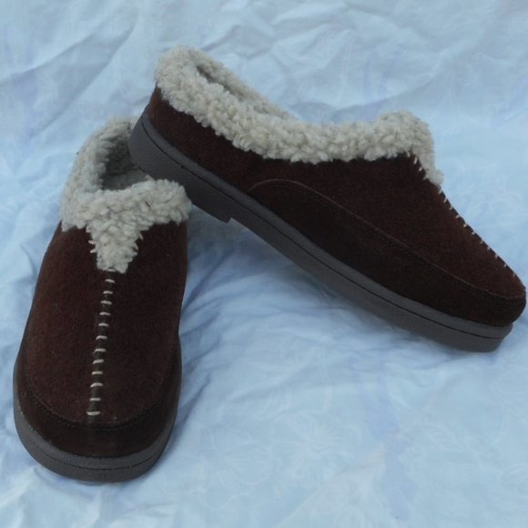 clarks slippers